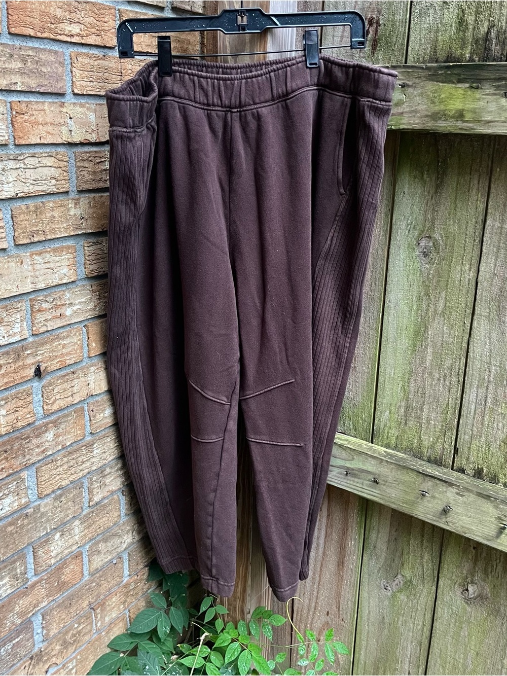 Aerie Barrel Leg Sweatpants in Chocolate Brown